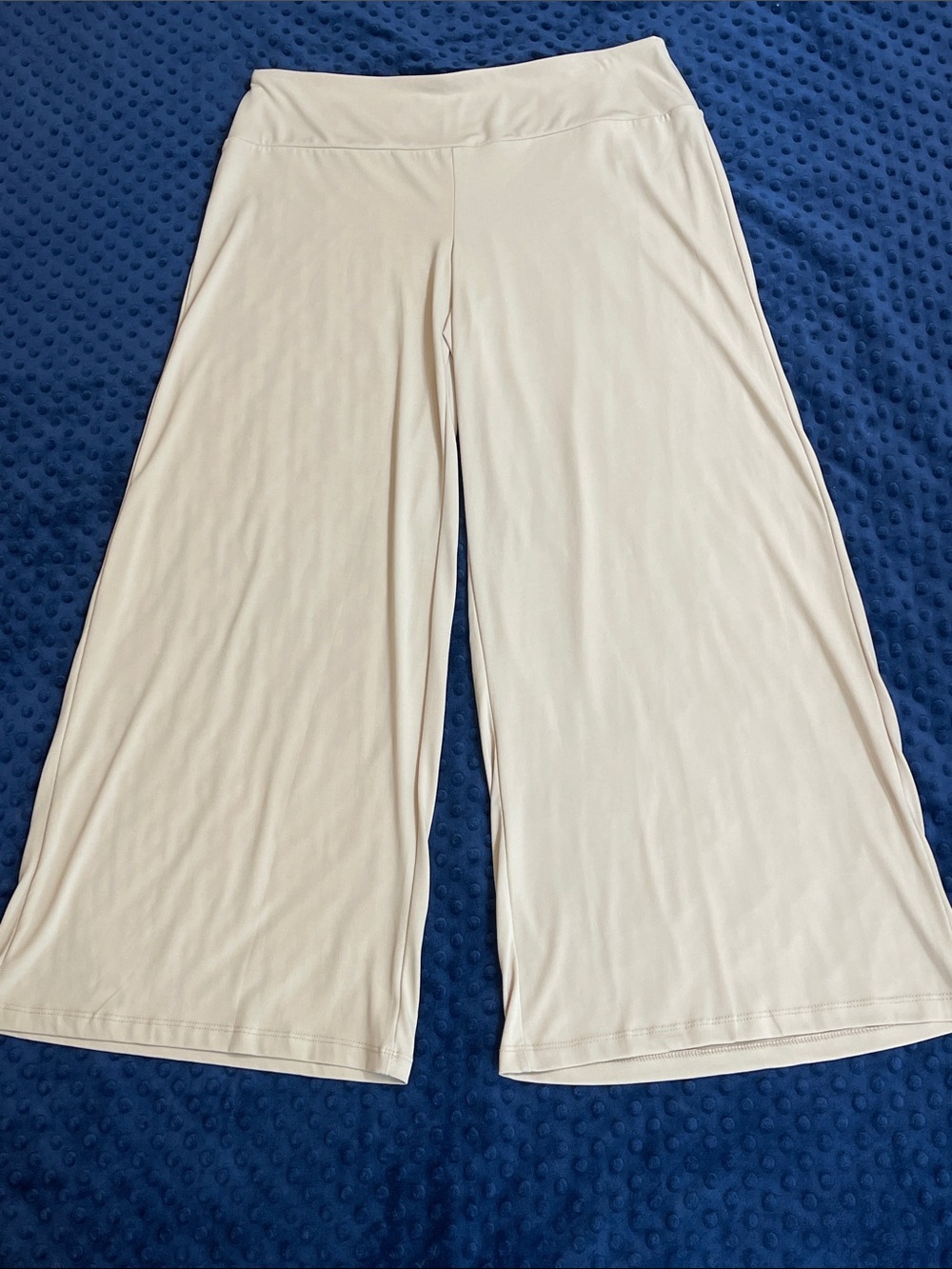 WOMAN WITH CONTROL Wide Leg Cream Lounge Pants SIZE L